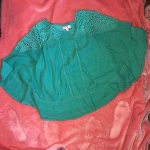 Super cute girls top.